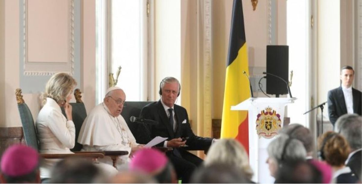 Papa Francisco durante o encontro com as autoridades civis na Bélgica. Foto Vatican media