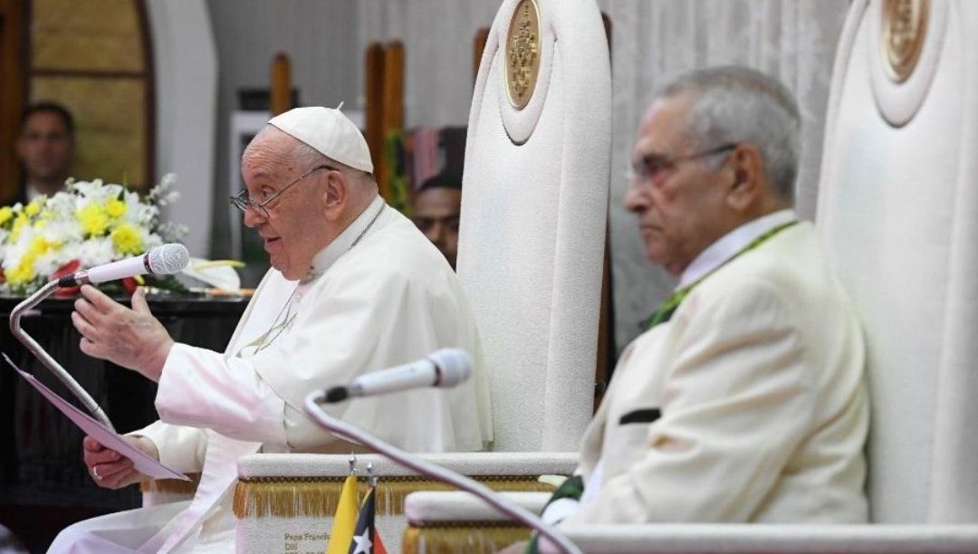 “Todos somos chamados a atuar para prevenir os abusos”, apelou Papa à chegada a Timor-Leste