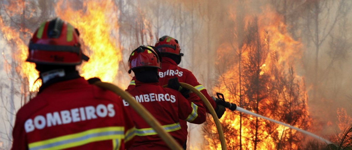 Bombeiros. Incêndio