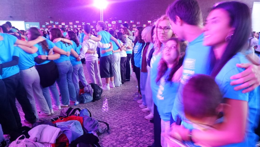 “Aquilo é um padre?” e outros espantos, músicas e alegrias da mini-jornada da juventude católica portuguesa