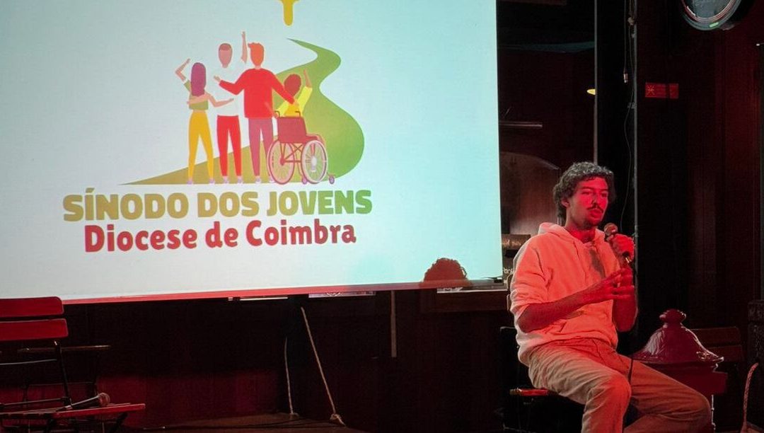 Quando se fecha um sínodo em Roma, os jovens abrem outro em Coimbra