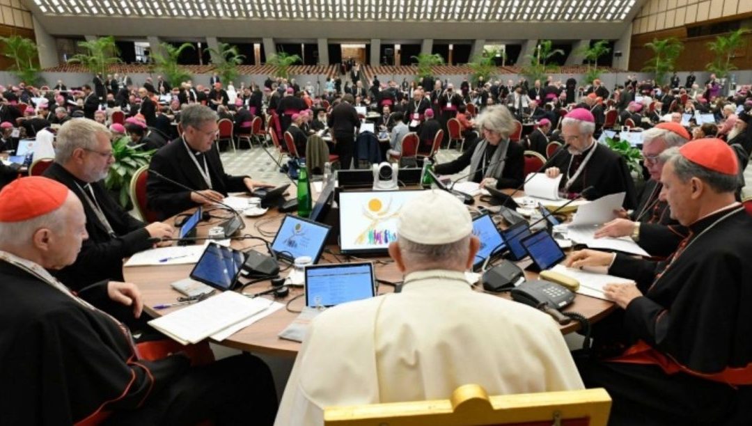 O caminho rumo a uma Igreja Católica sinodal e as reformas necessárias