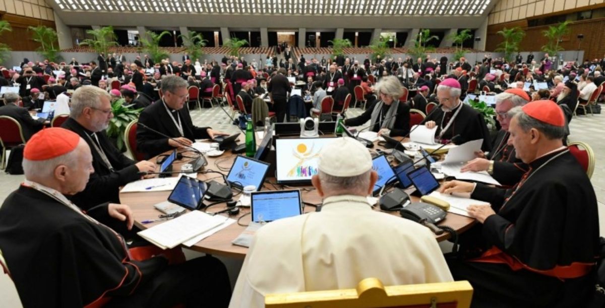 Papa Francisco na sessão de abertura do Sínodo, 2 outubro 2024. Foto Vatican Media