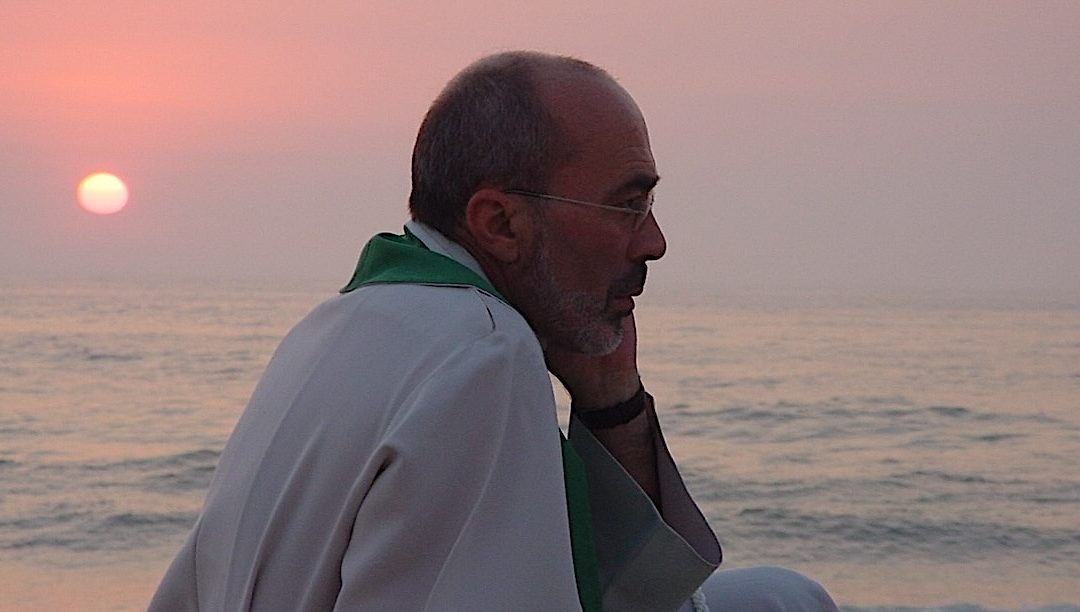 Um padre assim faz-nos próximos uns de outros