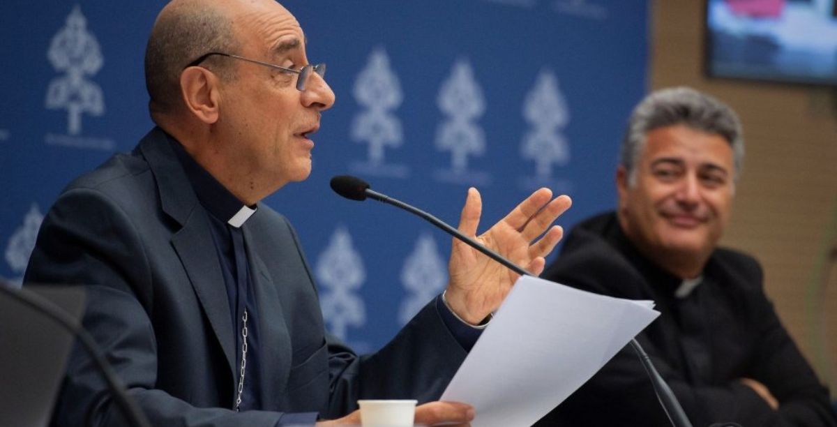 Cardeal Victor Fernández e Armando Matteo, prefeito e secretário do DDF. Foto Vatican Media