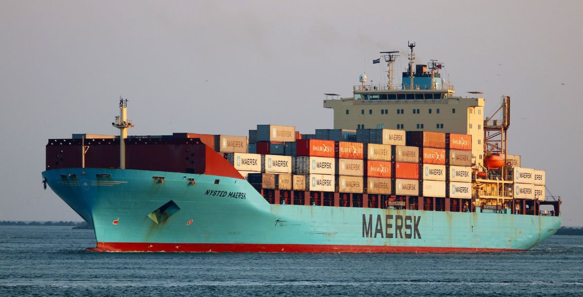 Navio Nysted Maersk. Foto Hannes van RijnShipspotting