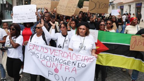 Polícia tem atuado de forma violenta contra protestos pacíficos em Moçambique. Foto © CDD Moçambique https://cddmoz.org