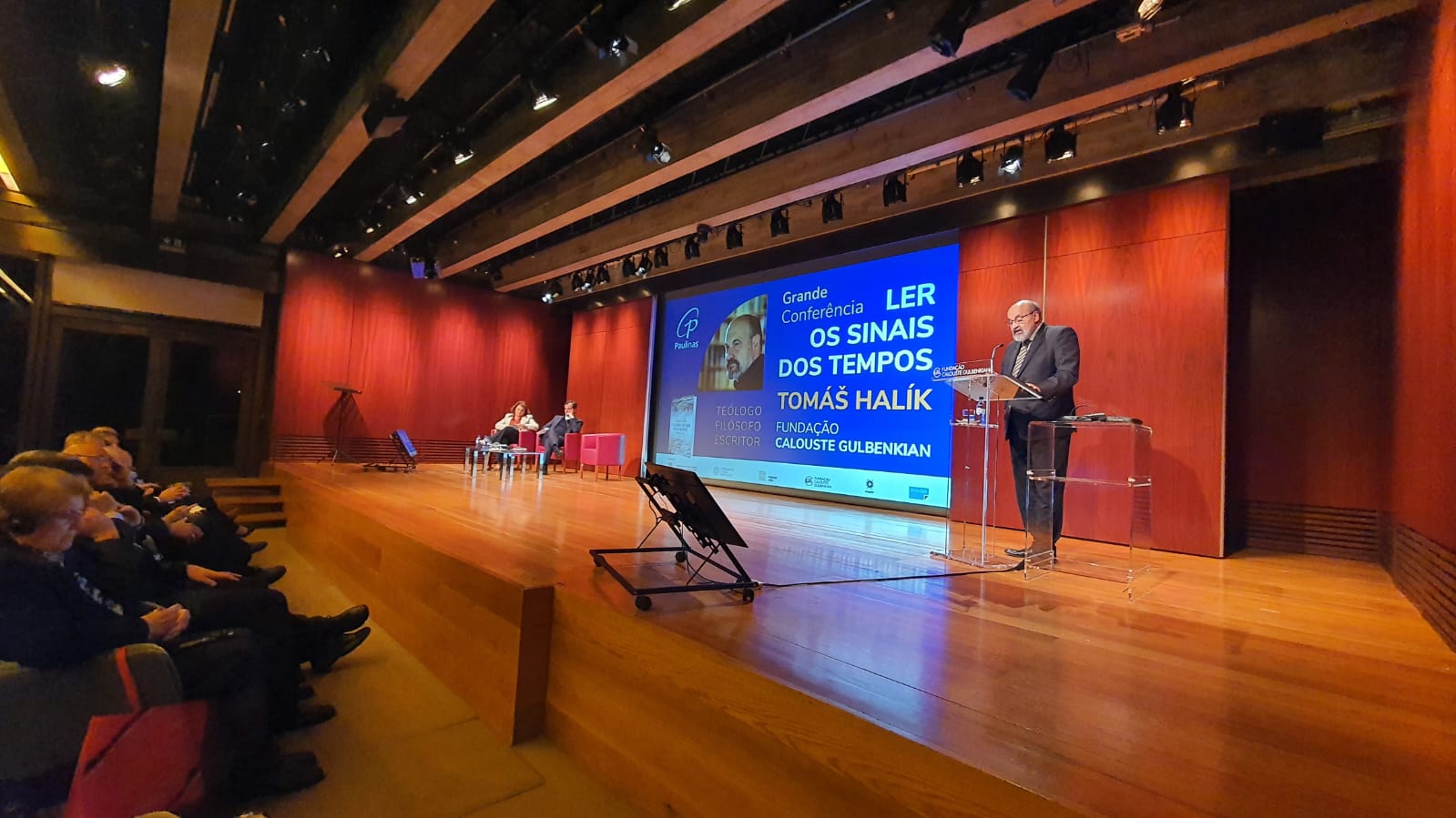 Tomáš Halík na conferencia em Lisboa, 21 novembro. Foto Clara Raimundo