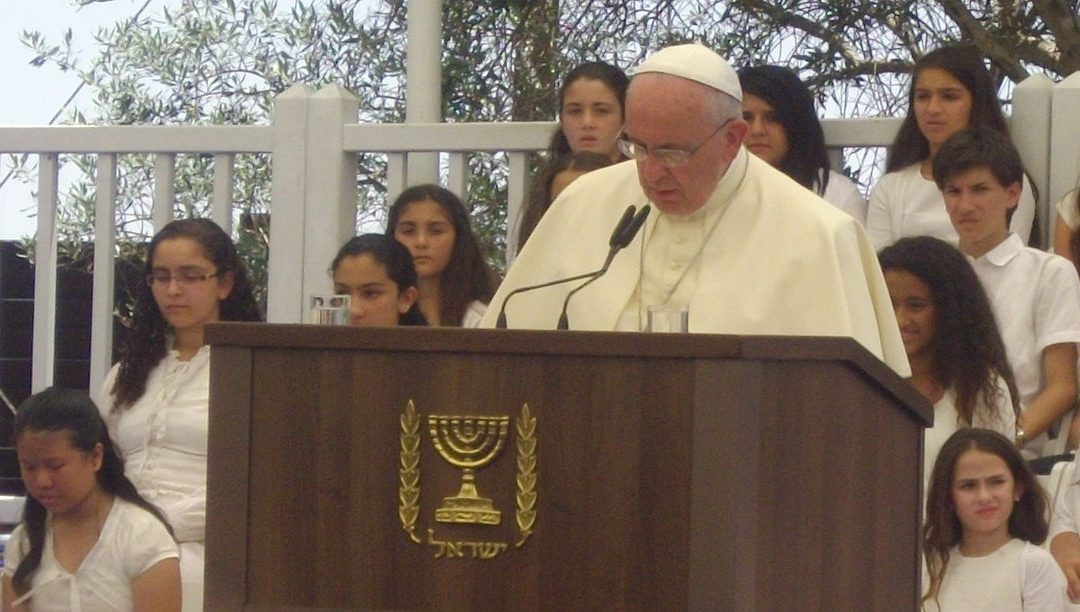 Israel acusa Francisco de estar desconectado da realidade de Gaza