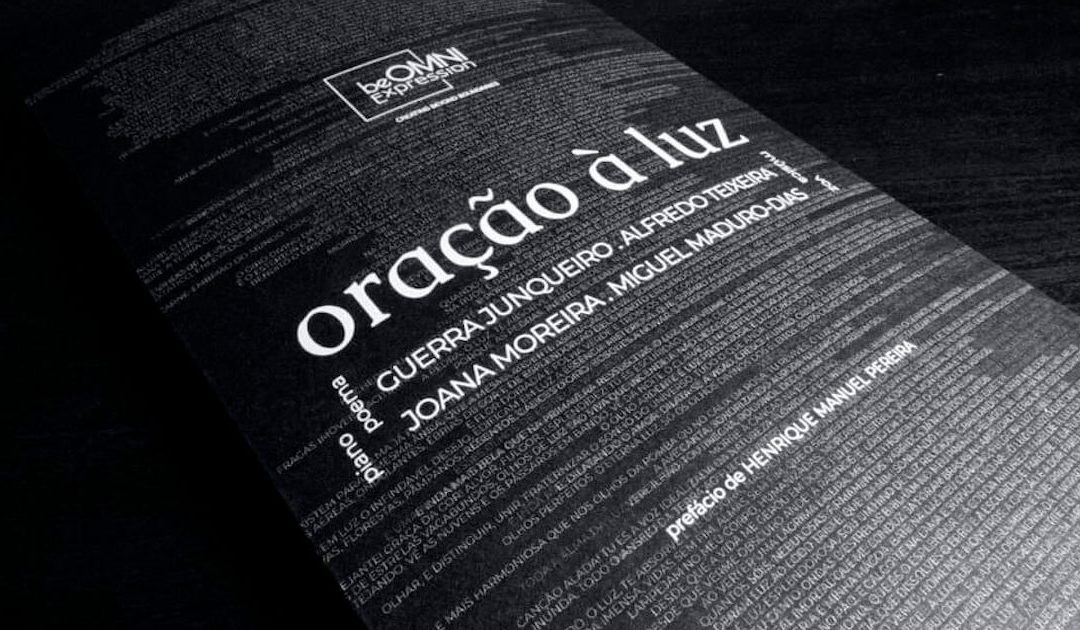 Uma oração à luz rezada por Guerra Junqueiro com música de Alfredo Teixeira