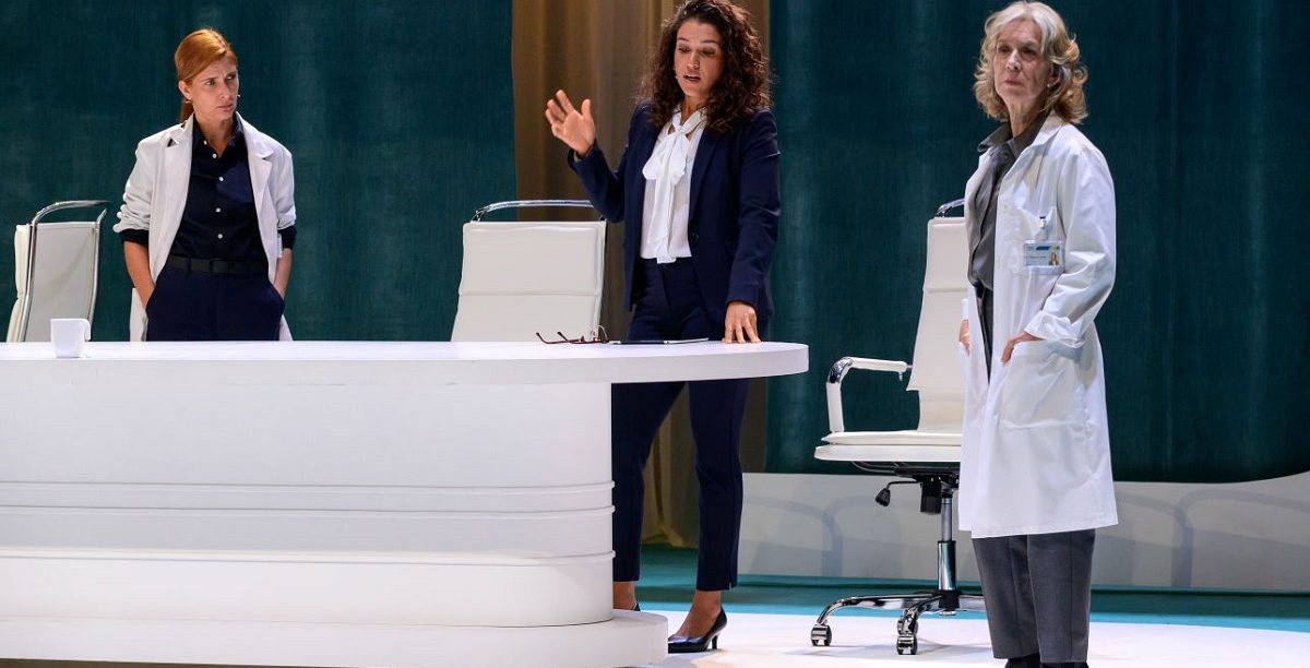 Teatro. A Médica