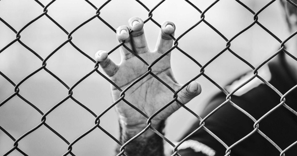 Prisão, presos, reclusos. Foto Milad Fakurian Unsplash
