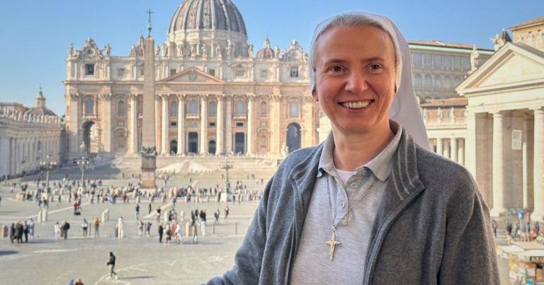 Simona Brambilla. Foto Dicastério para a Vida Consagrada e as Sociedades de Vida Apostólica