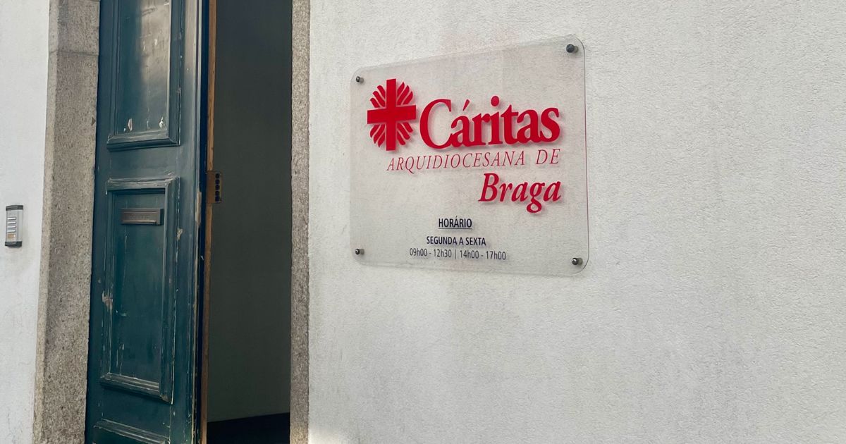 Cáritas de Braga, entrada principal do edifício sede. Foto Cáritas de Braga Cáritas de Braga, entrada principal do edifício sede. Foto Cáritas de Braga