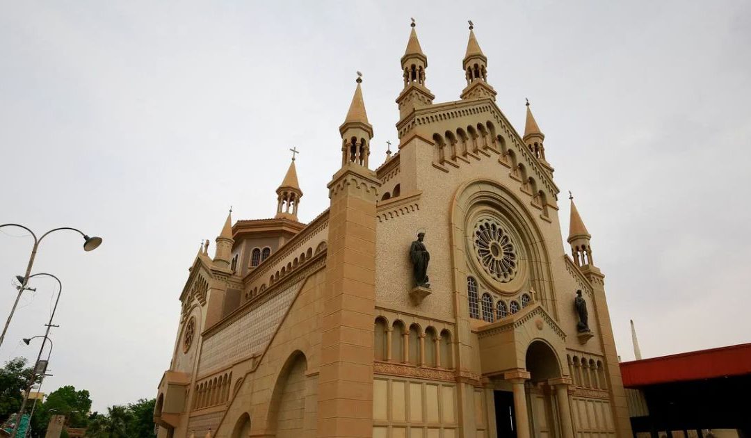 Catedral de Cartum “profundamente vandalizada e destruída” durante conflito no Sudão