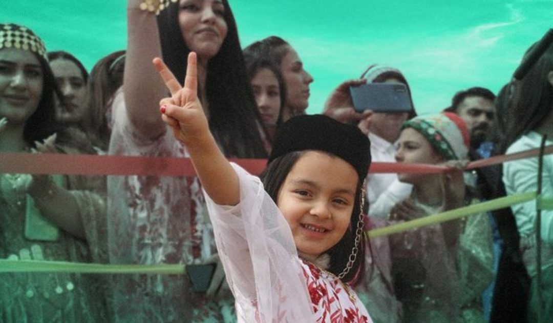 Na Síria, os curdos já podem celebrar o Naw-Ruz, e todos se juntam à festa