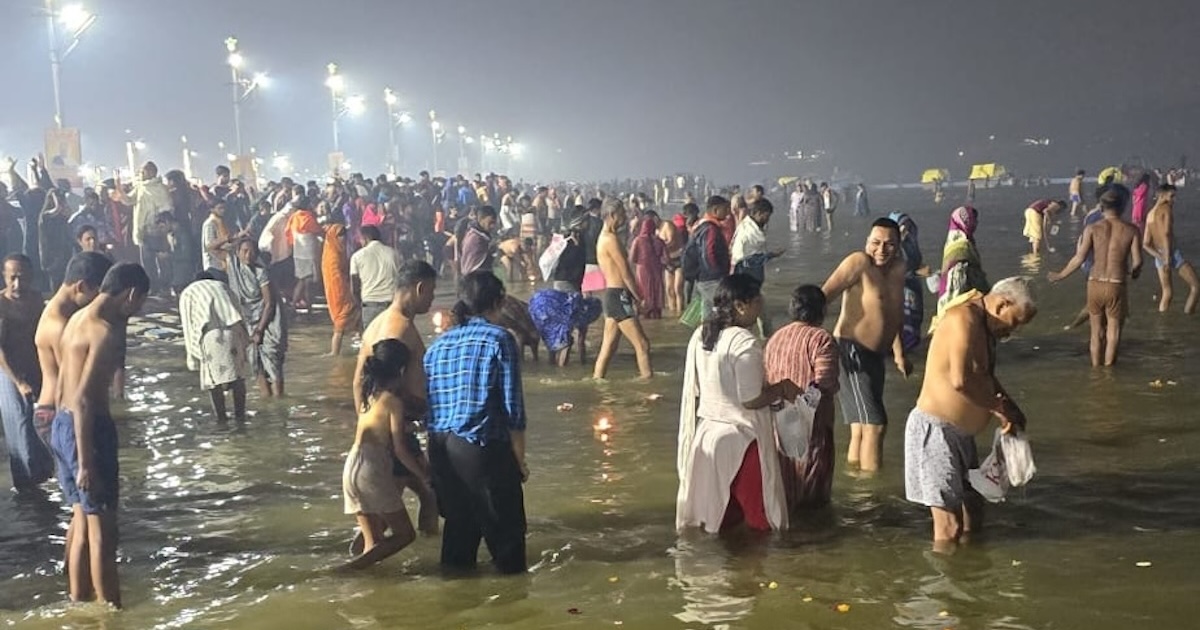 Mahakumbh Mela Em Prayagraj, Uttar Pradesh, na confluência do Ganges, do Yamuna e do mítico Sarasvati-7