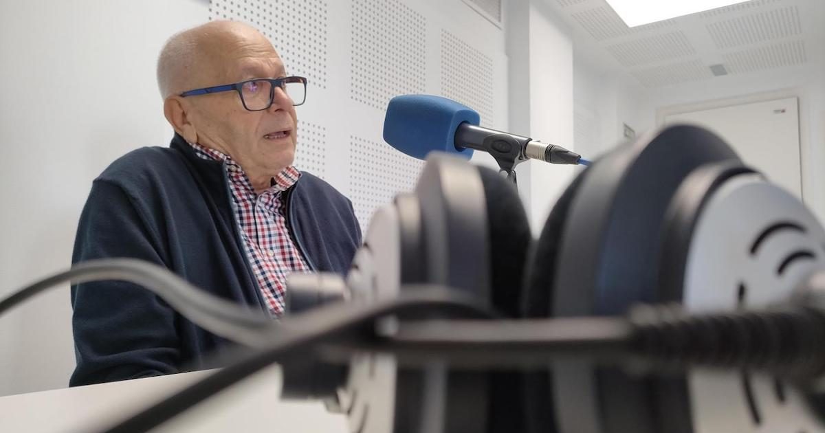 Pepe O padre José Planas, mais conhecido por Pepe, numa entrevista a um podcast da Diocese de Málaga. Foto retirada do site oficial da diocese.