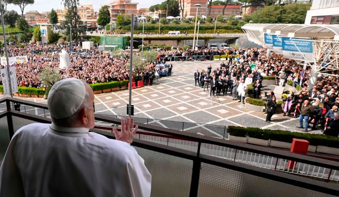 Papa diz que vive “tempo de cura”