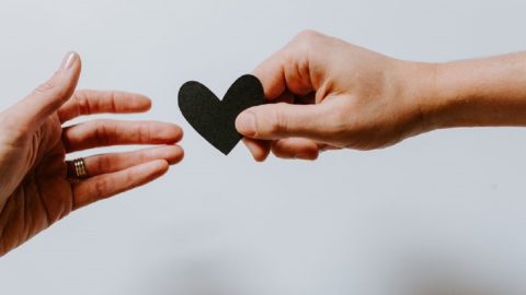 Deriva a partir da carta encíclica “Dilexit Nos” Amor Gratuito kelly-sikkema-XX2WTbLr3r8-unsplash-925x540