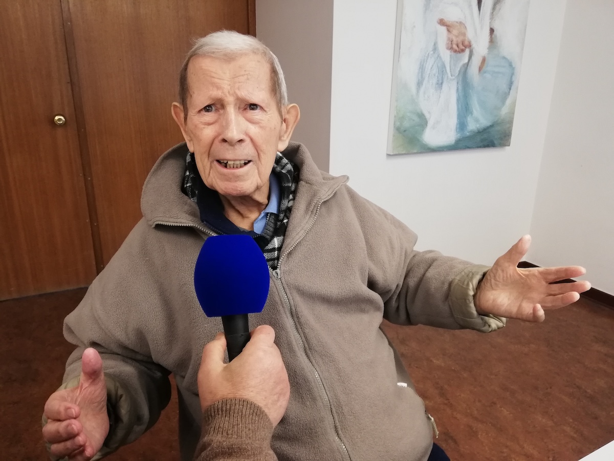 Bento Domingues mantém há mais de três décadas uma crónica no jornal Público, que já deu origem a oito volumes antológicos. Foto © António Marujo/7MARGENS
