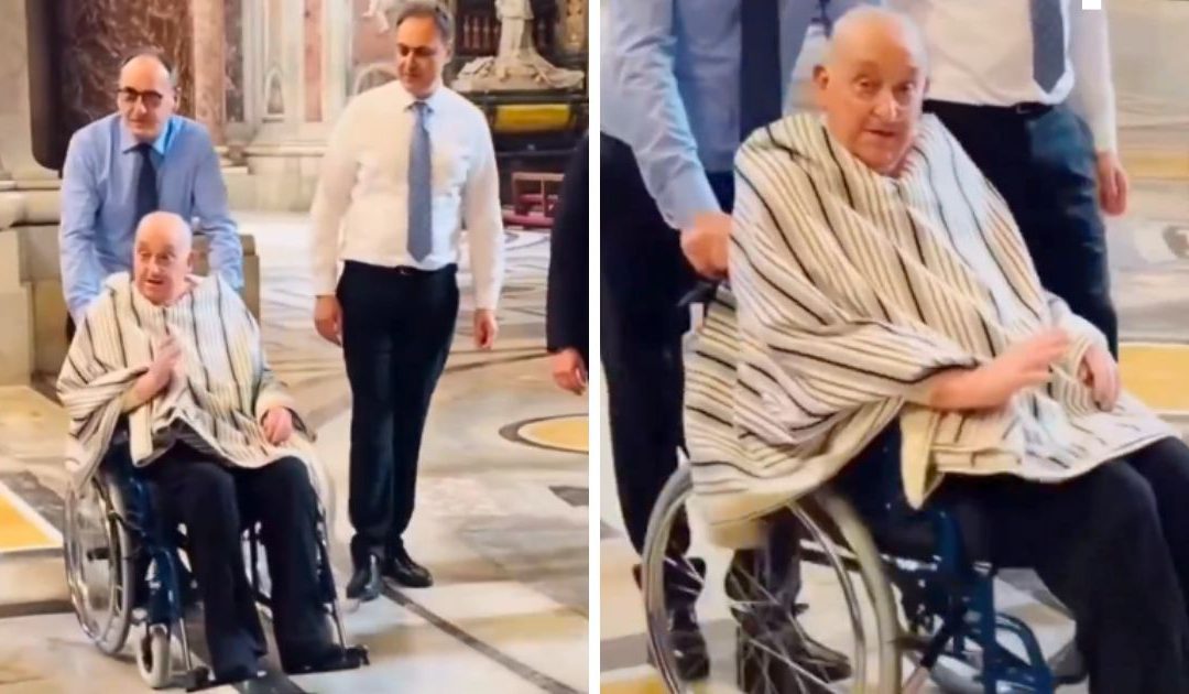 Papa volta a surpreender ao visitar “à paisana” a Basílica de São Pedro