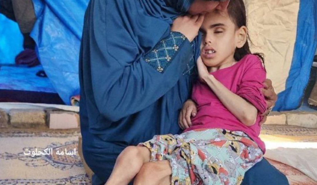Em Gaza, “enquanto crianças morrem, a ajuda não atravessa a fronteira”