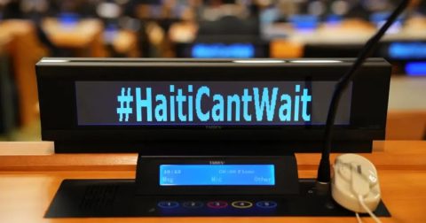 Conselho Mundial de Igrejas denuncia: o Haiti está "a morrer lentamente" #HaitiCantWait é exibido enquanto o primeiro-ministro canadense Justin Trudeau participa de reuniões de alto nível com um grupo consultivo sobre o Haiti na sede das Nações Unidas em 23 de setembro