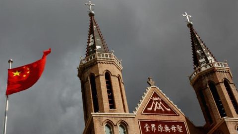 Governo chinês invoca acordo com Vaticano para perseguir católicos clandestinos Igreja China