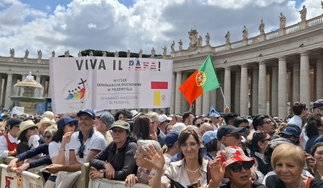 Leão XIV: uma Igreja unida pela paz e contra uma economia que marginaliza pobres