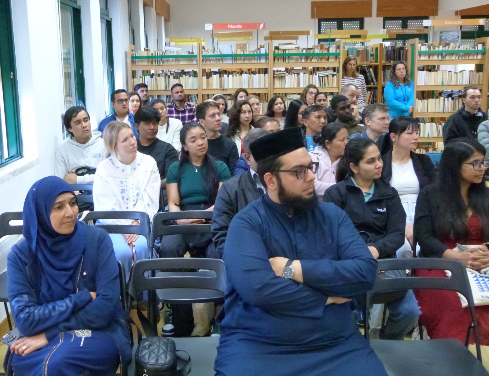 São mais de 700 os imigrantes inscritos para aprender português. Foto Jorge Wemans