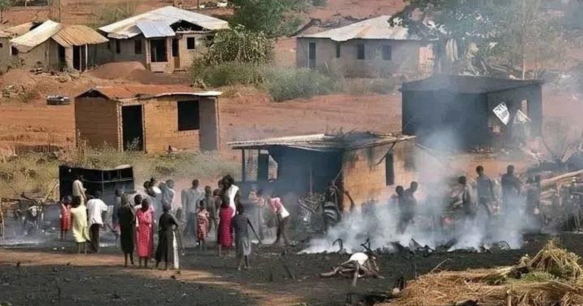 Aministia Internacional – Nigéria Na noite de 13 para 14 de junho, ataque deixou cerca de 200 mortos na aldeia nigeriana de Yelewata, no centro-leste do país africano. Foto © Aministia Internacional – Nigéria