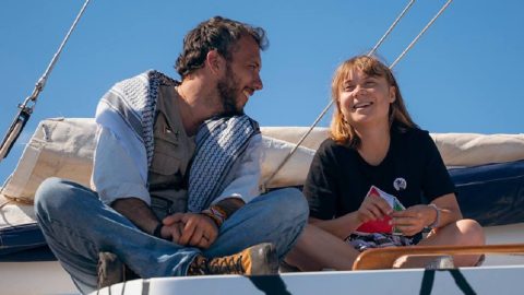 Veleiro com Greta Thunberg e mais 11 partiu de Itália com destino a Gaza Greta Thunberg