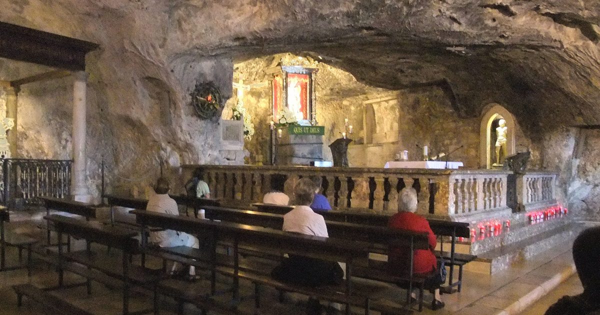 Interior Santuário de São Miguel Arcanjo