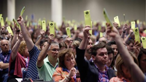 Papel das pastoras, abusos sexuais e relações com Trump agitam Convenção Baptista do Sul Participantes numa Convenção Baptista do Sul anterior. Foto © BaptistPress