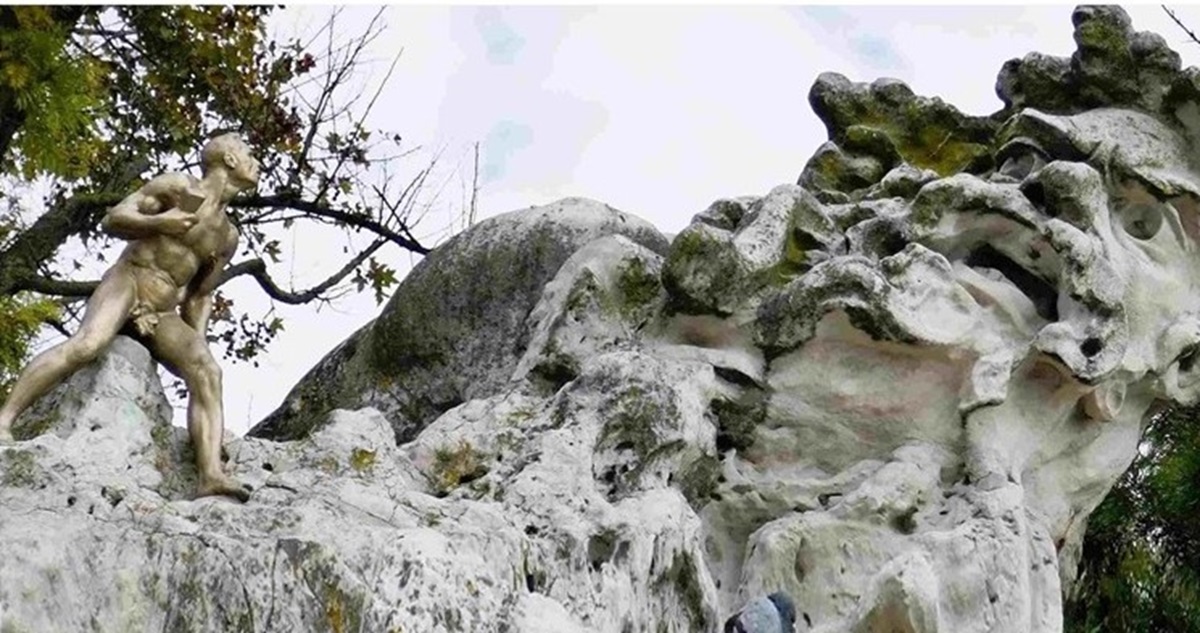 07) …onde há confiança para superar as dificul. Adamastor, Santa Catarina, Lisboa Escultura de Júlio Vaz Júnior, Foto Miguel Veiga