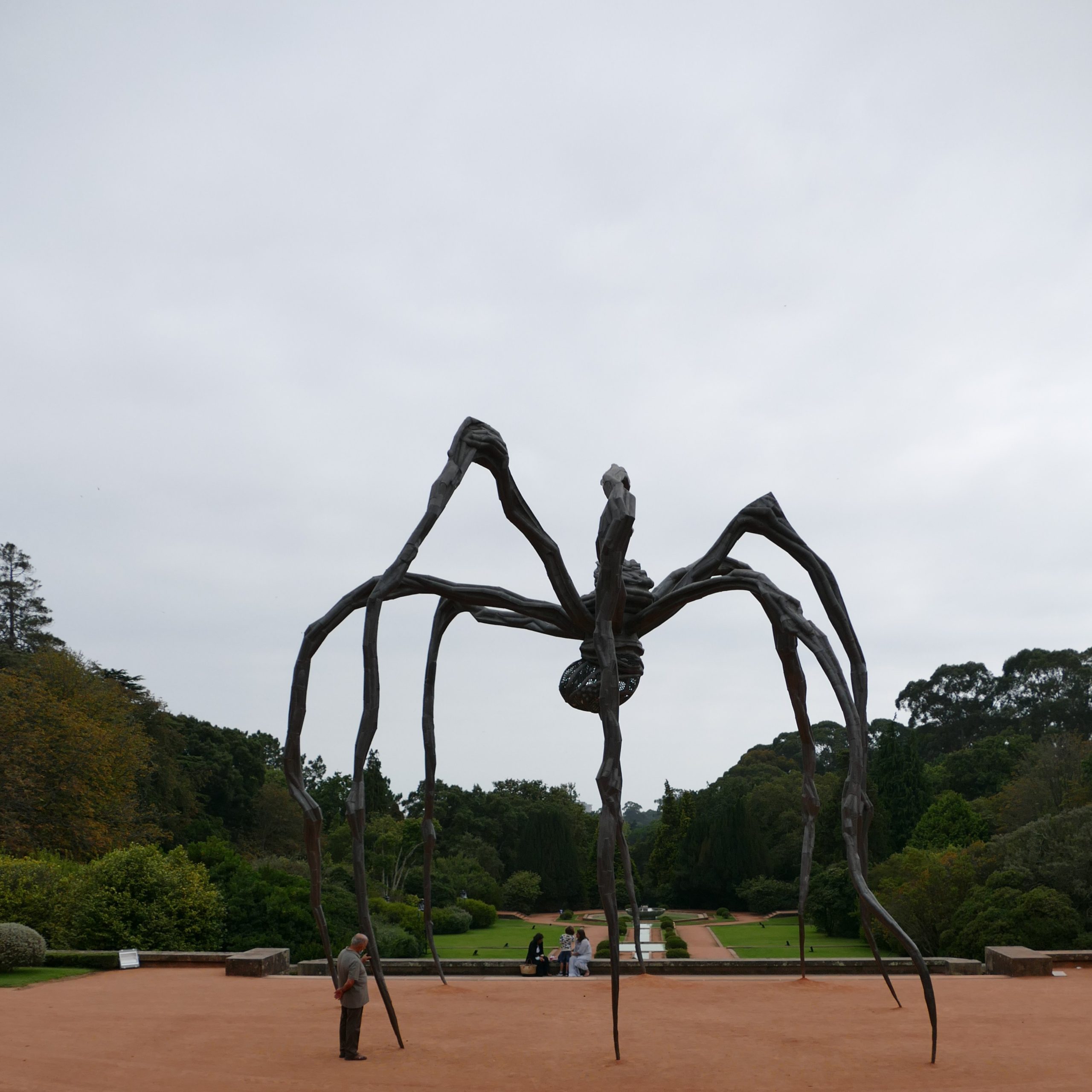 [Louise Bourgeois: «Eu transformo ódio em amor. Serralves. Porto © fotografia: Joaquim Félix]