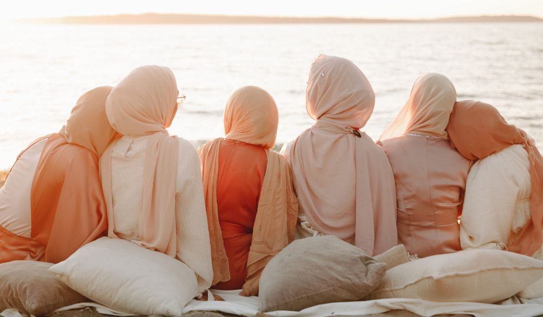 É possível ter “alma portuguesa” e “fé islâmica”? Sim, e estas mulheres são a prova disso