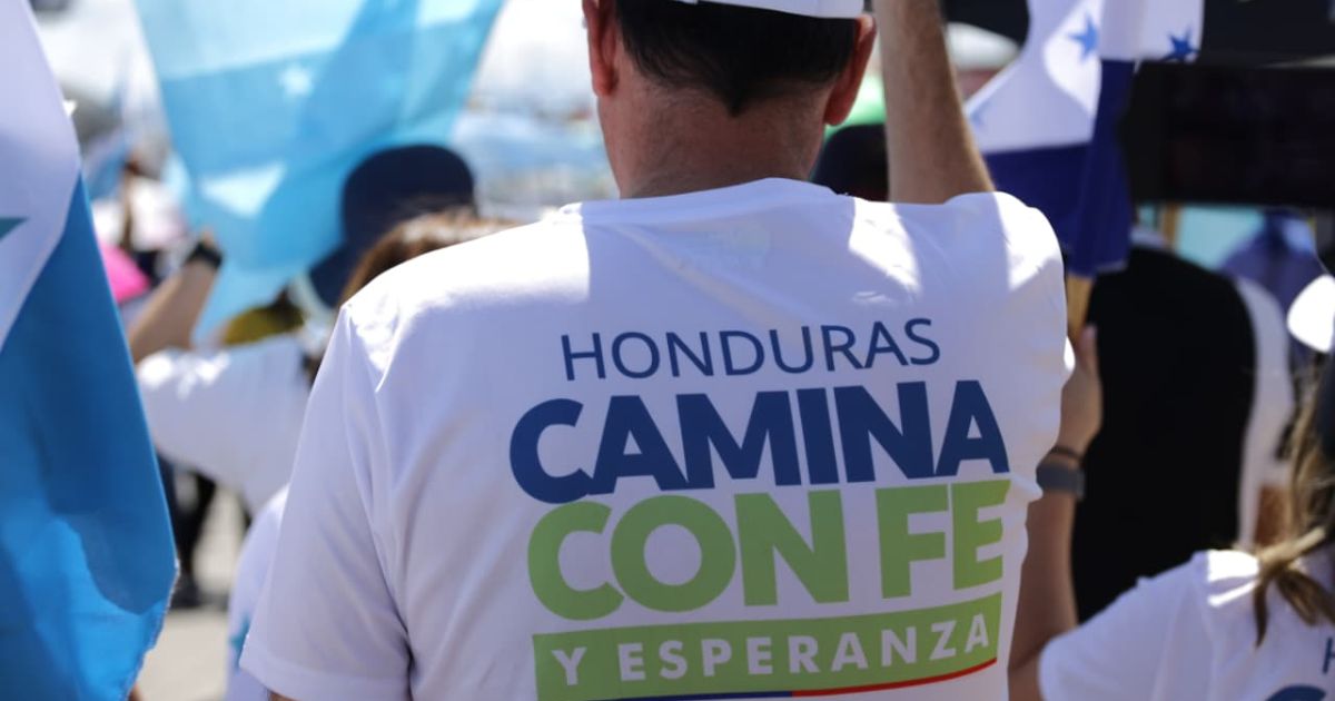 Caminhada pela paz nas Honduras, 16 agosto 2025. Foto TelePais Caminhada pela paz nas Honduras, 16 agosto 2025. Foto TelePais