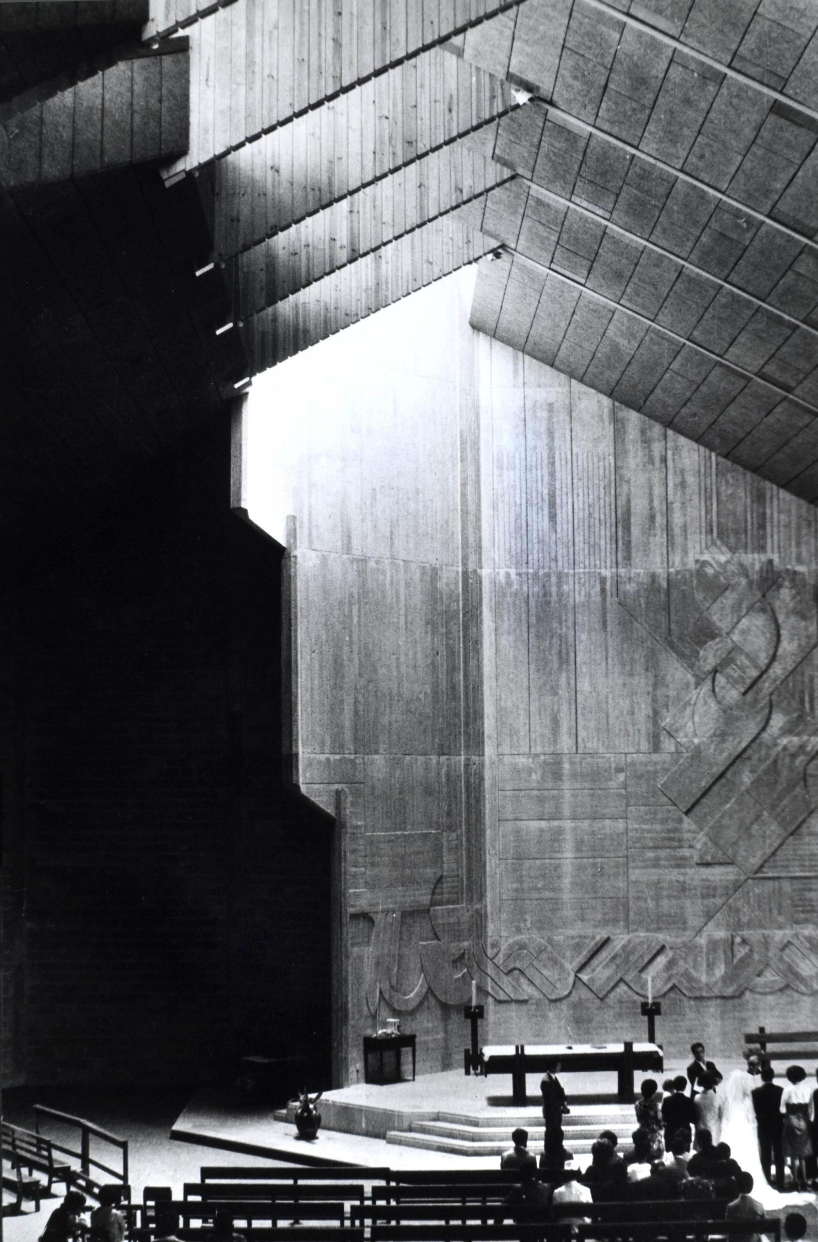 Igreja de São Tiago, em Almada, projeto de Nuno Teotónio Pereira e Nuno Portas. Foto Direitos Reservados