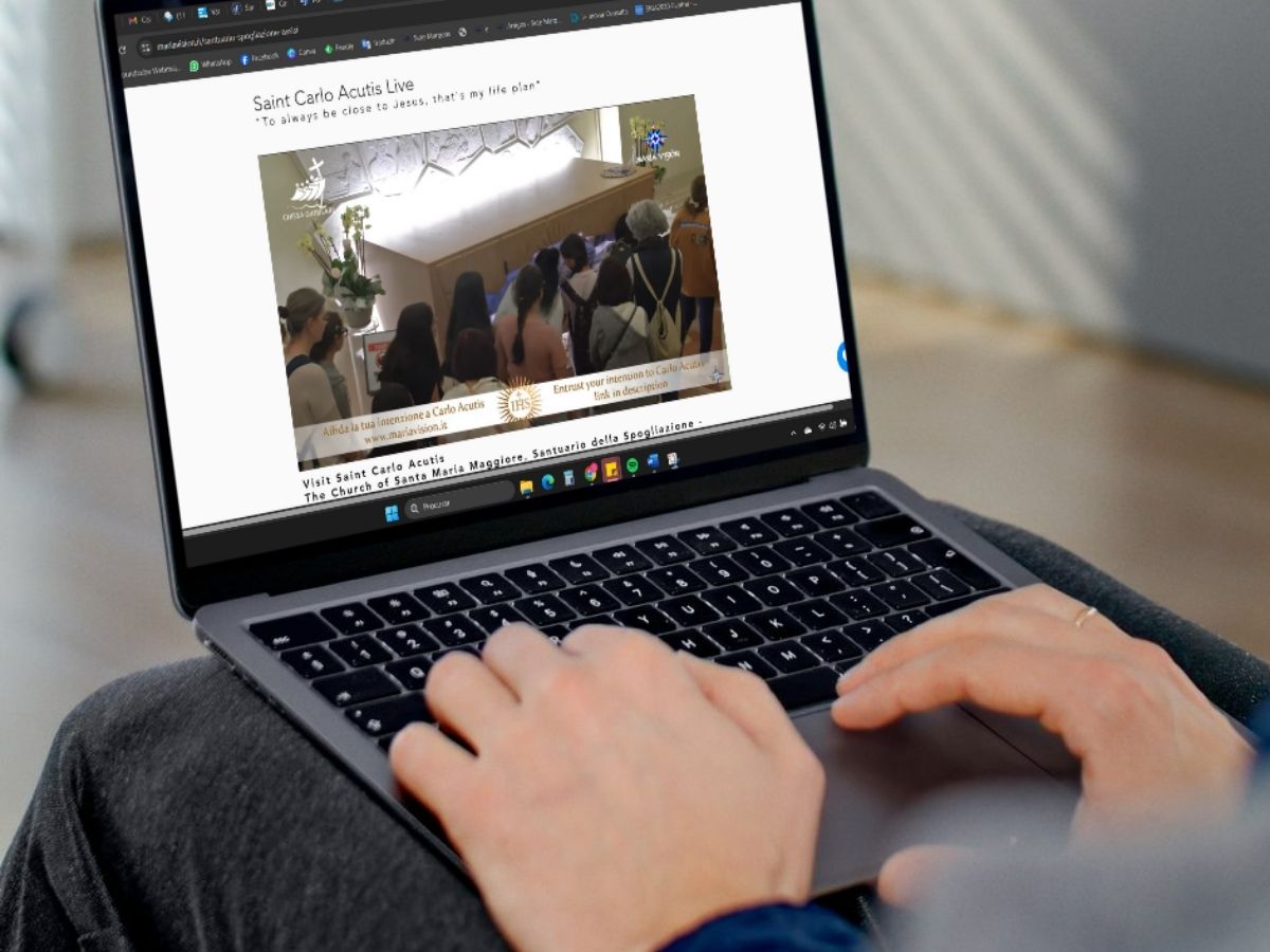 É possível ver o túmulo de Carlo Acutis 24 sobre 24 horas, na internet. Foto Direitos reservados