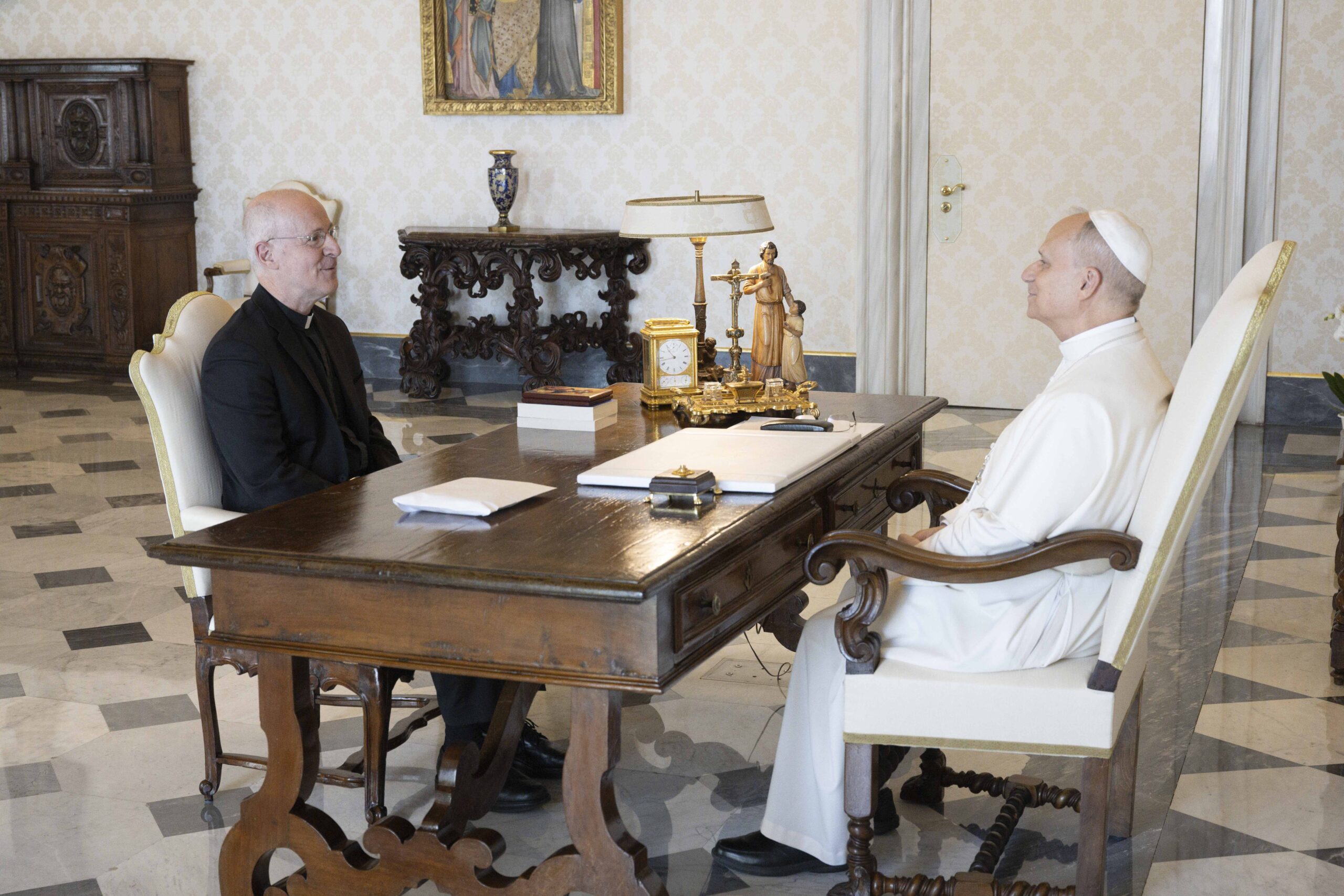 James Martin em audiencia com Papa Leão XIV, 1 setembro 2025. Foto Vatican Media