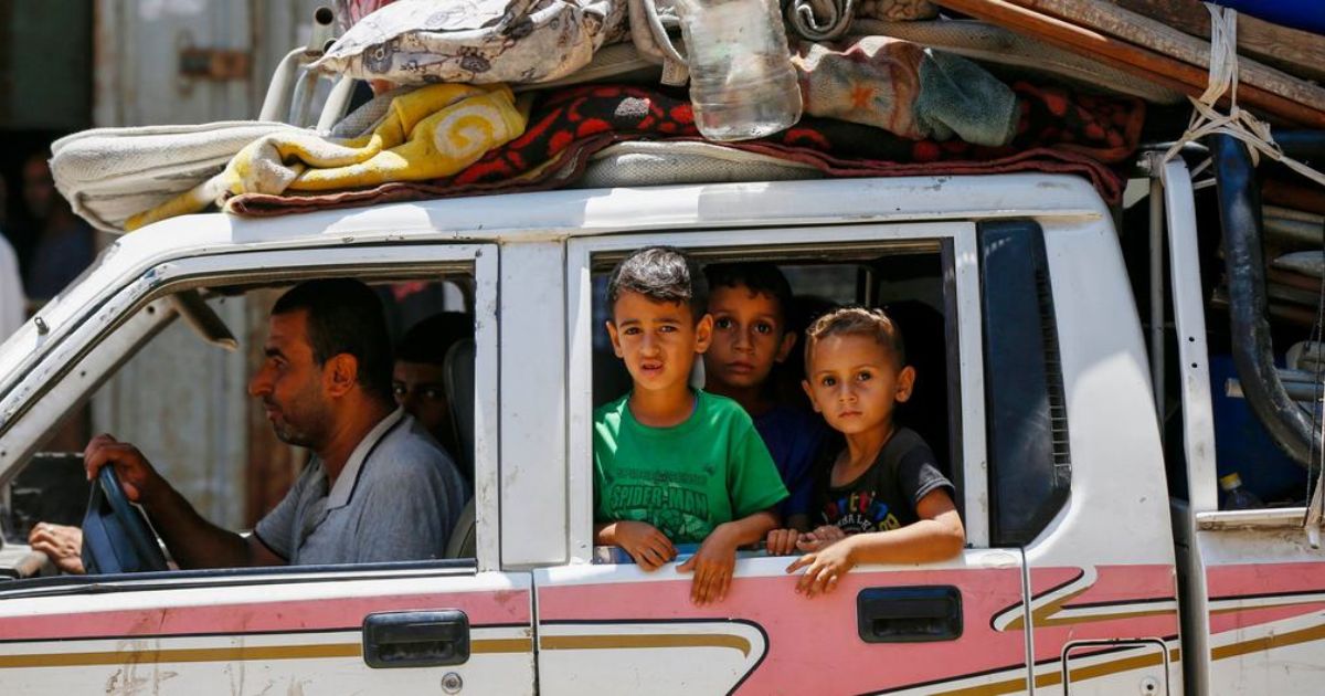 © Unrwa Operações militares israelenses deslocam à força centenas de milhares de civis que já estão exaustos e traumatizados © Unrwa Operações militares israelenses deslocam à força centenas de milhares de civis que já estão exaustos e traumatizados
