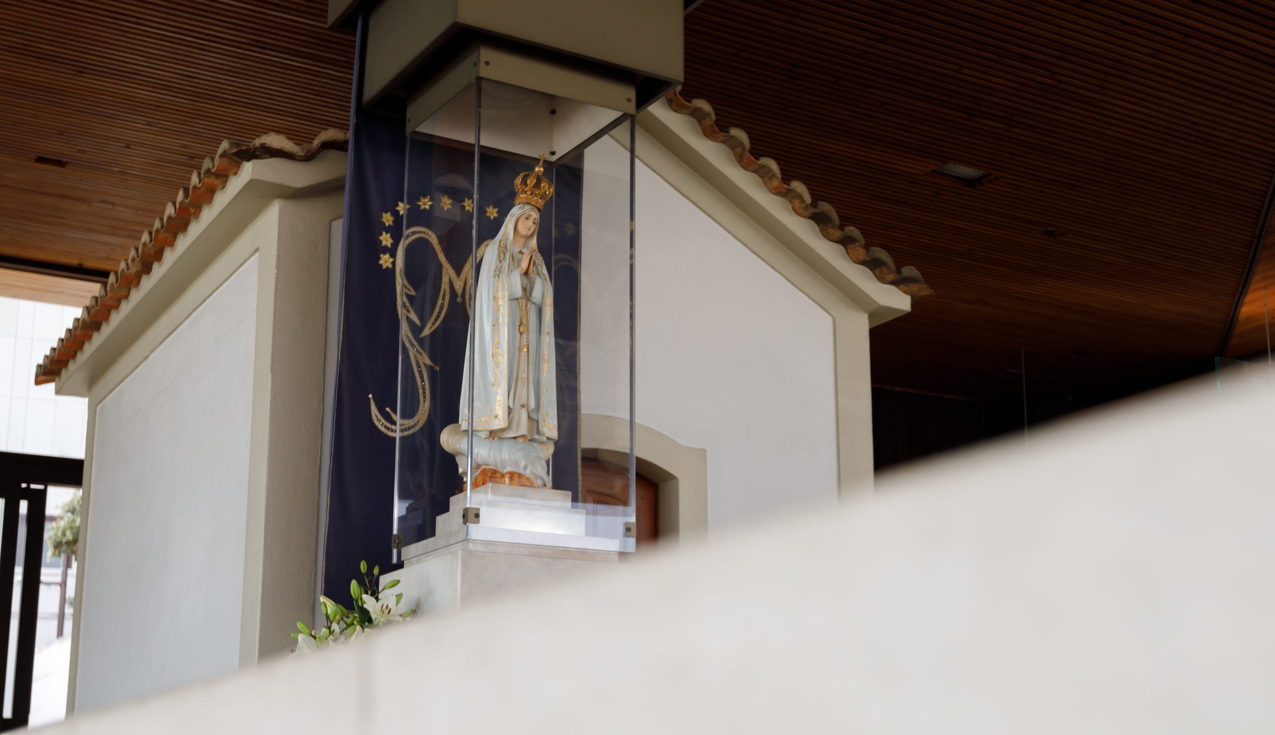 Imagem original de nossa senhora de Fatima na Capelinha das Aparições. Foto Santuario de Fatima