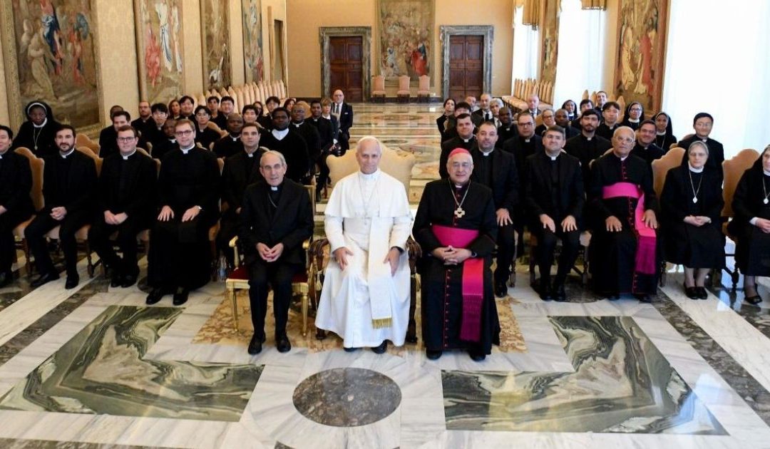 Papa aos membros do Pontifício Colégio Português: “Edifiquem uma casa acolhedora, como deve ser a Igreja”