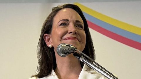 20 anos de luta por eleições livres e justas dão Nobel da Paz a Maria Corina Machado Maria Corina Machado