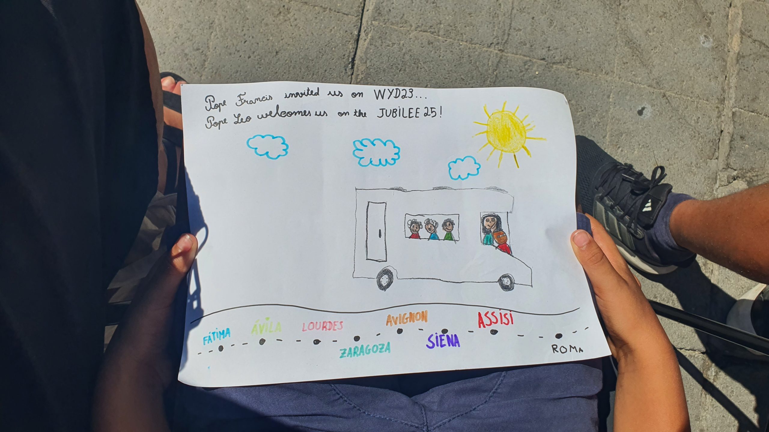 Viagem Fátima Roma em autocaravana. desenho para o Papa Foto Clara Raimundo
