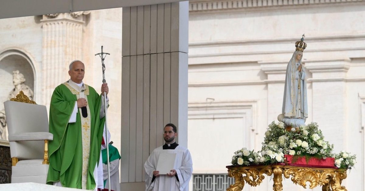 papa_Fatima_2025_VM Leão XIV celebrou o Jubileu da Espiritualidade Mariana, com a presença da imagem venerada na Capelinha das Aparições, de Fátima. Foto © Vatican Media via Agência Ecclesia.