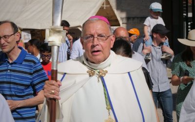 Vaticano afasta bispo francês devido a “relacionamentos com mulheres”