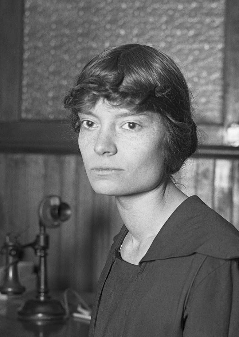 Dorothy Day em 1916. Foto: autor desconhecido, Domínio público, via Wikimedia Commons